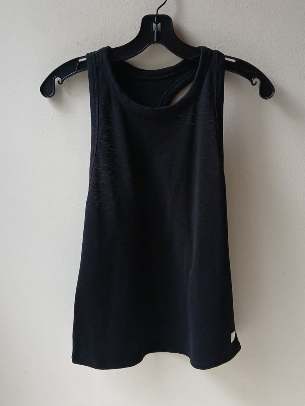 Vuori Sunrise High Neck Tank Top Black Women's Medium